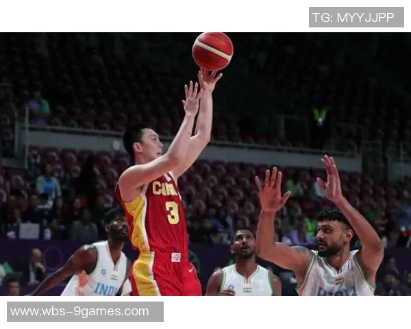 印度76比71胜中国香港:激情篮球体验尽在15张高清图片集锦
