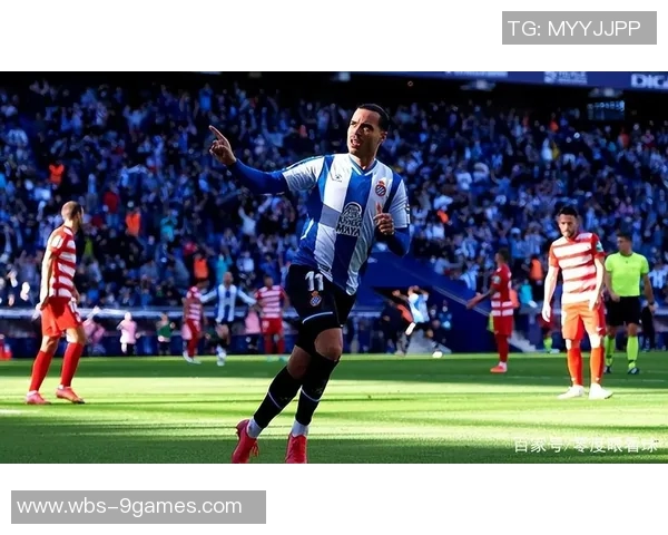 半场战报:西班牙人0-1瓦伦西亚,丹朱马建功 半场战报:西班牙人0-1瓦伦西亚,丹朱马建功